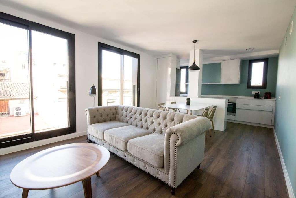 Apartamento 3-2 Apartamento De Diseno En El Centro De Reus Exterior foto